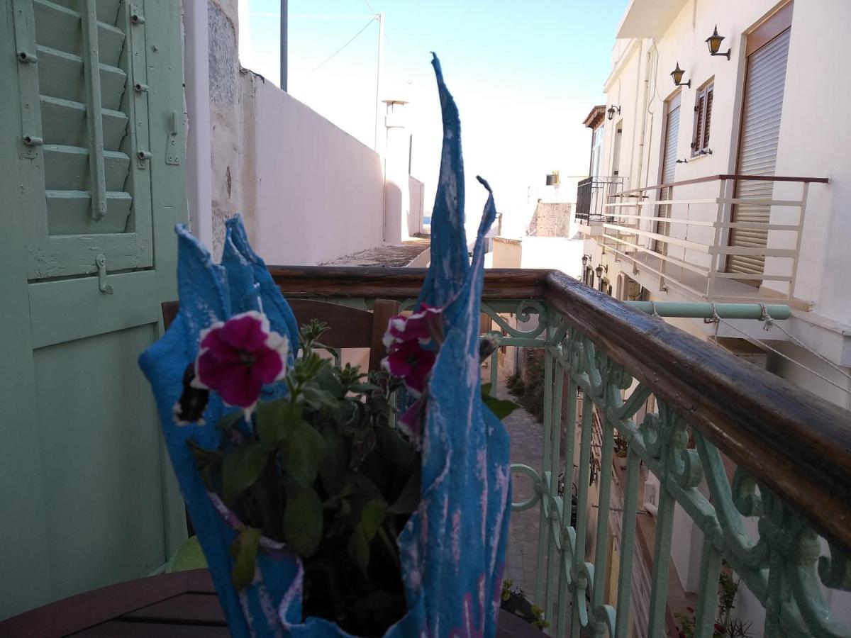 1872 - Agnes, Cozy Stony Apartment With Balcony Эрмуполис Экстерьер фото